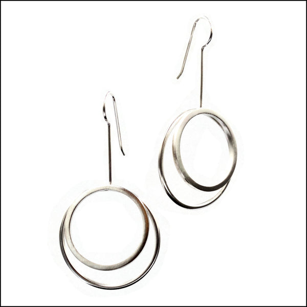 2 circles V earrings - made to order