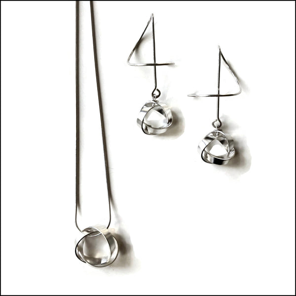 knots sterling silver LIGHT pendants